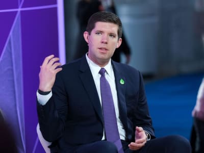 Strategi Negosiasi Thomas Healy: Jangan Pernah Terlihat Putus Asa dalam Bisnis