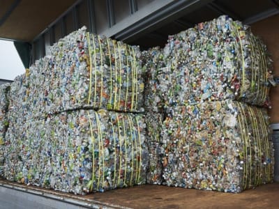 Metode Baru Ubah Sampah Plastik Campuran Jadi Bensin Berkualitas Tinggi dengan Efisiensi 95%