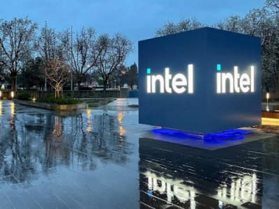 Pemerintah AS Kontrol Intel untuk Pertahankan Bisnis Foundry yang Merugi