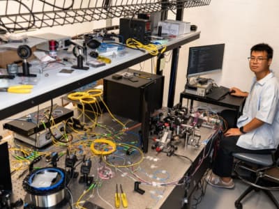 Chip Q-kuantum Silicon Bawa Internet Kuantum ke Jaringan Fiber Komersial