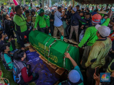 Grab dan Gojek Beri Santunan dan Dukungan Keluarga Driver Ojol Korban Demonstrasi