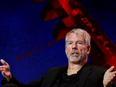 Kenapa Volatilitas Bitcoin Turun? Perusahaan Mulai Borong Bitcoin Massal