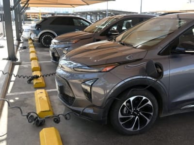 Arab Saudi dan NEOM: Memimpin Masa Depan Mobilitas Hijau yang Berkelanjutan