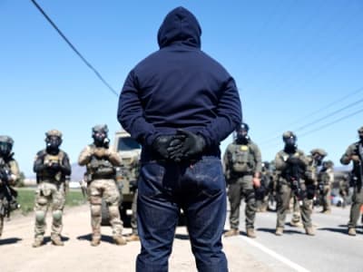 Kontrak Spionase Rahasia ICE dan Paragon: Kontroversi Spyware Etis dan Hak Asasi