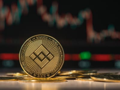 OSL Hong Kong Tawarkan Trading BNB untuk Investor Profesional dengan Regulasi Ketat