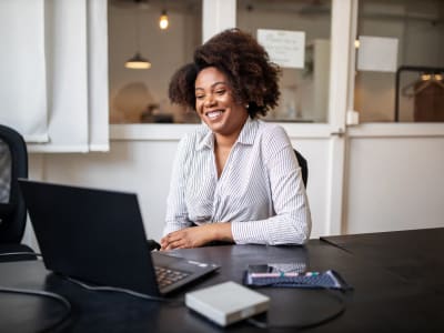 Nvidia dan Alphabet: Pilihan Saham Jangka Panjang di Era Ledakan AI