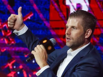 Perusahaan Bitcoin Keluarga Trump Mulai Diperdagangkan di Nasdaq, Peluang dan Kontroversi