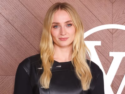 Sophie Turner Jadi Lara Croft, Phoebe Waller-Bridge Garap Serial Tomb Raider Amazon