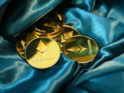 Perbedaan Peran Bitcoin dan Ethereum Menjelang Bulan September di Pasar Kripto