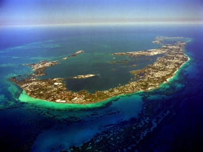 Misteri Segitiga Bermuda: Gelombang Raksasa Jadi Penyebab Hilangnya Kapal dan Pesawat