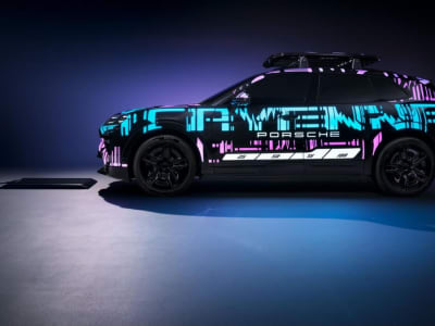 Porsche Hadirkan Pengisian Mobil Listrik Nirkabel untuk Cayenne EV 2026