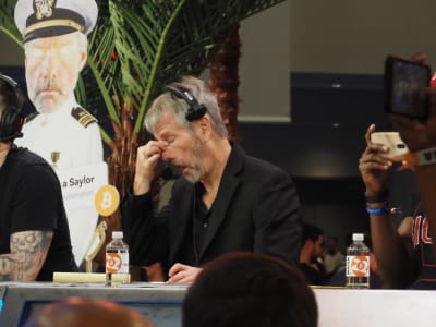 Robinhood Masuk S&P 500, Strategy Gagal Meski Kuartal Terbaik