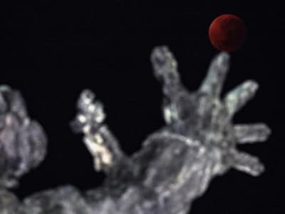 Fenomena Gerhana Bulan Total 'Bulan Darah' Terlihat Jelas di Jakarta