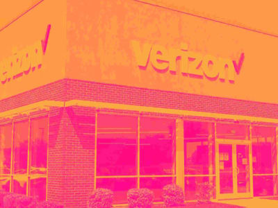 Mengapa Sekarang Bukan Waktu Tepat Membeli Saham Verizon?