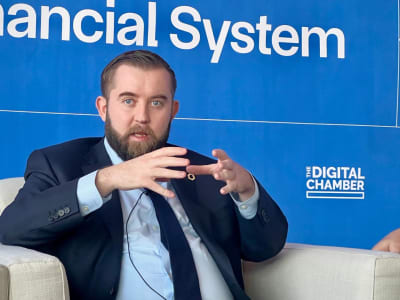 Grayscale Ajukan ETF Spot Chainlink dengan Fitur Staking Inovatif