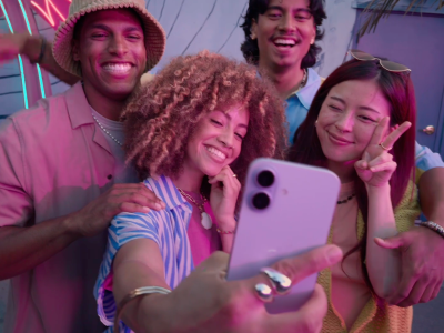 Inovasi Kamera Depan iPhone 17 Bikin Selfie Lanskap Jadi Mudah Tanpa Putar Ponsel