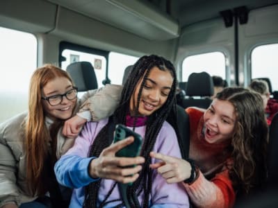 Clyx: Aplikasi Sosial untuk Atasi Kesulitan Bertemu Teman dan Kurangi Kesepian