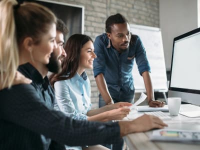 Strategi Cathie Wood: Beli Saham Bioteknologi Pengeditan Gen Saat Murah