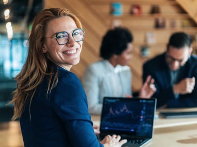 Bitcoin Masih Berpeluang Naik Besar Dibanding Emas, Tapi Saham Ini Lebih Menjanjikan