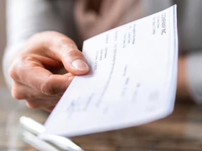 Cara Mendapatkan Gaji Enam Digit Tanpa Harus Punya Gelar Sarjana