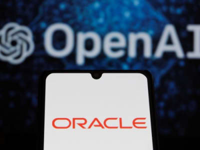 Kesepakatan Rp 4.93 quadriliun ($300 Miliar)  OpenAI-Oracle: Kunci Infrastruktur AI Masa Depan