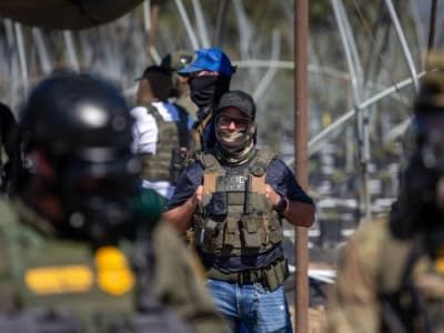 Teknologi Canggih ICE Dorong Deportasi Massal Trump Secara Digital