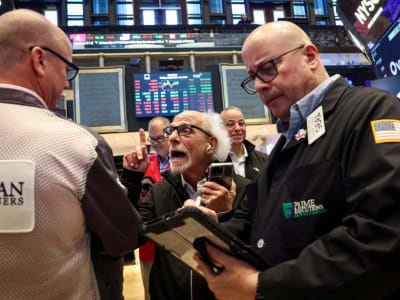 Risiko dan Harapan di Balik Reli Saham AS Pada Tahun Ini