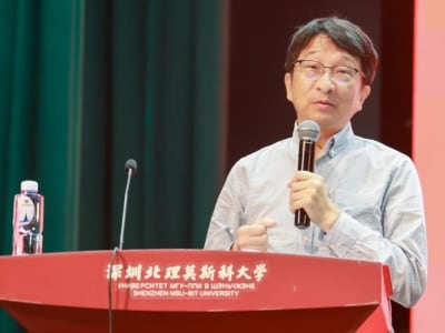 Ahli AI Terkenal Alex Kot Bergabung Universitas Kolaborasi Cina-Rusia SMBU