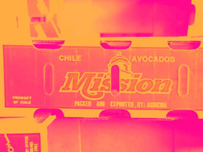 Mission Produce Tembus Target, Apa Saatnya Beli Saham AVO?