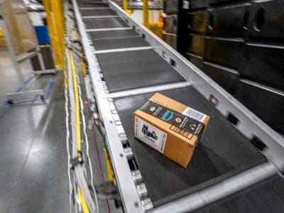 Amazon Akan Gantikan Semua Pekerja dengan Robot Sebelum 2030