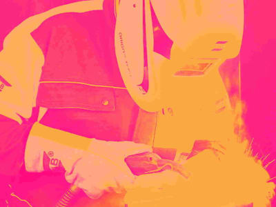 Analisis Laporan Keuangan Q2 Saham Alat Profesional: Peluang dan Tantangan