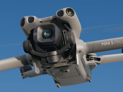 DJI Mini 5 Pro: Drone Kecil dengan Sensor Besar dan Baterai Tahan Lama