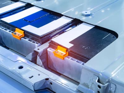 Doping Scandium Tingkatkan Umur dan Stabilitas Baterai Natrium Ion