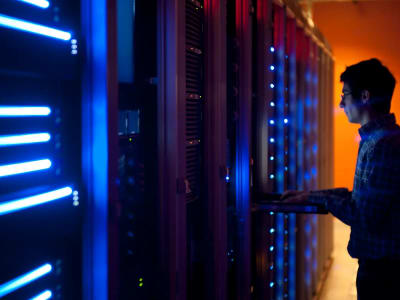 Bank di AS dan Inggris Kehilangan Pelanggan Karena Teknologi Usang