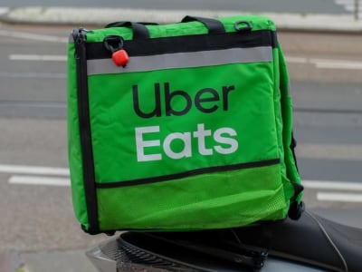 Uber Gandeng Flytrex Luncurkan Pengiriman Makanan Pakai Drone di AS