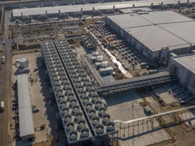 Microsoft Bangun Pusat Data AI Terbesar dan Paling Canggih di Dunia