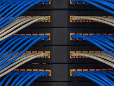 Likuidasi Besar Senilai 1,5 Miliar Dolar Picu Penurunan Harga Cryptocurrency