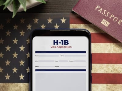 Kebijakan Baru Biaya Visa H-1B Picu Kebingungan dan Panik Pekerja Teknologi
