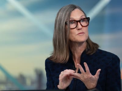 Persaingan Ketat AI: Hanya Empat Perusahaan Besar Bertahan di Puncak