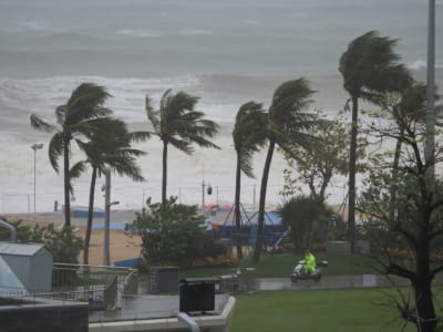 Topan Ragasa Menghentikan Produksi iPhone di Shenzhen dan Ganggu Rantai Pasokan Global