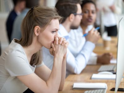 Mengapa Saham Amazon Turun Meski Investasi AI Mencapai 100 Miliar Dolar?