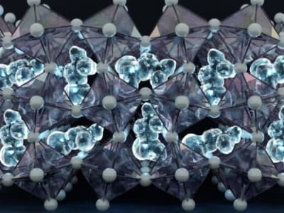 Penemuan Fase Baru Halida Perovskit Buka Jalan Energi Surya Lebih Efisien