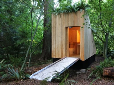 UBC Ciptakan Toilet Tanpa Air yang Olah Limbah Jadi Kompos Ramah Lingkungan