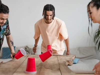 Perbedaan Cara Millennials dan Gen Z Mengelola Keuangan dan Investasi