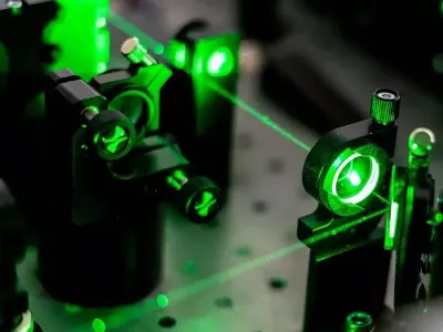 Material Baru Gabungkan MoS₂ dan Nafion untuk Cahaya Fleksibel Murah