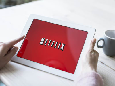 Netflix dan Anheuser-Busch Kerja Sama Besar untuk Perkuat Bisnis Iklan