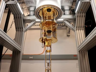 Terobosan Koreksi Kesalahan Kuantum untuk Komputer Kuantum Berskala Besar