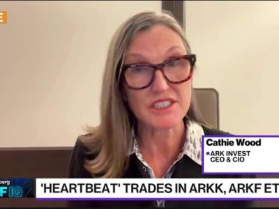 Cathie Wood Bingung Soal Perdagangan 'Heartbeat Trades' di ETF ARK