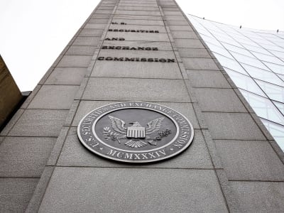 SEC Hentikan Perdagangan Saham QMMM Setelah Lonjakan Harga Drastis Karena Manipulasi Media Sosial