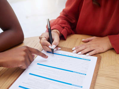 Saham Docusign Turun Tajam Karena Persaingan AI Baru dari OpenAI DocuGPT